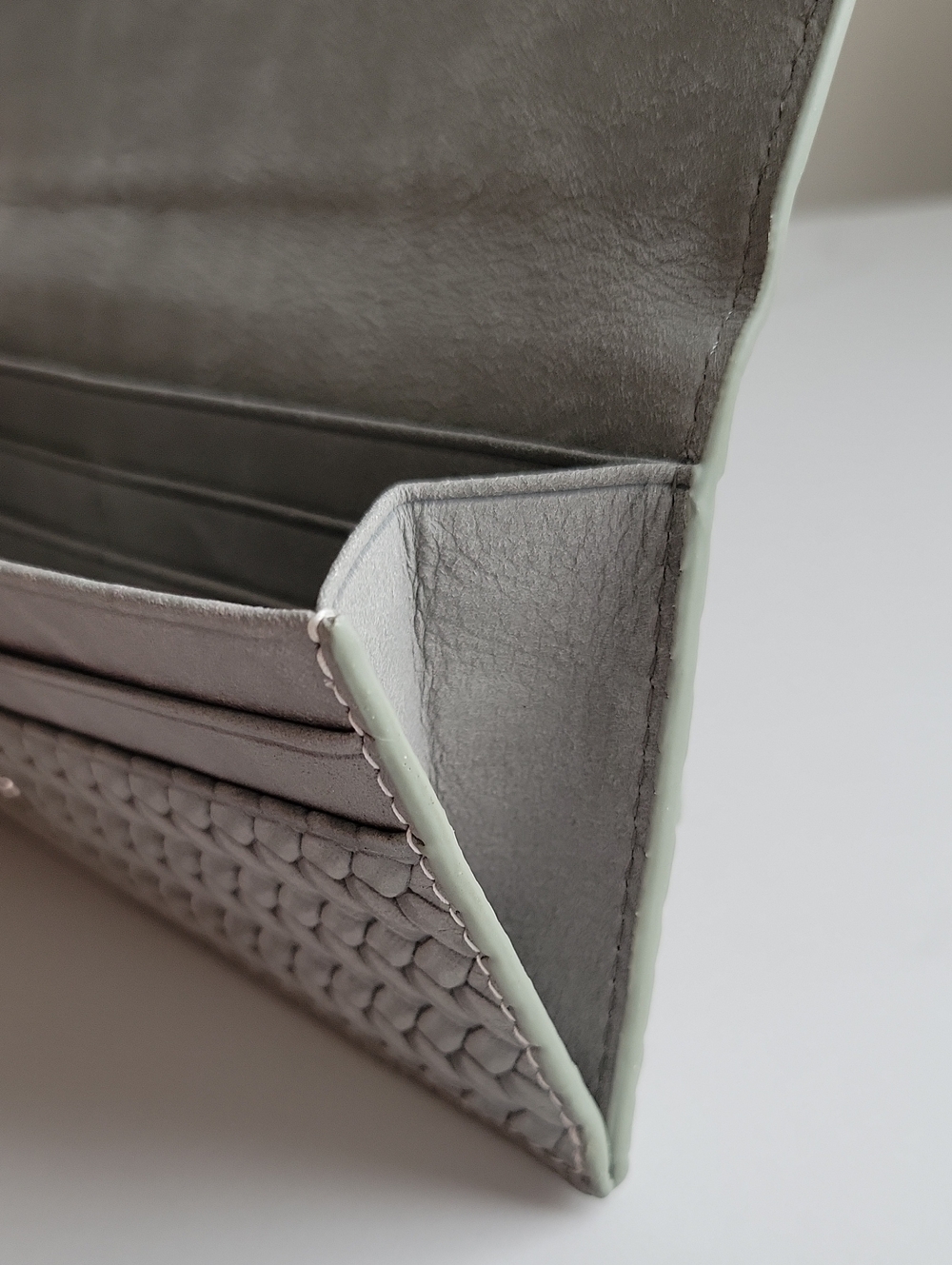 Roots Braided Leather Long Wallet - Gray - Picture 10 of 14